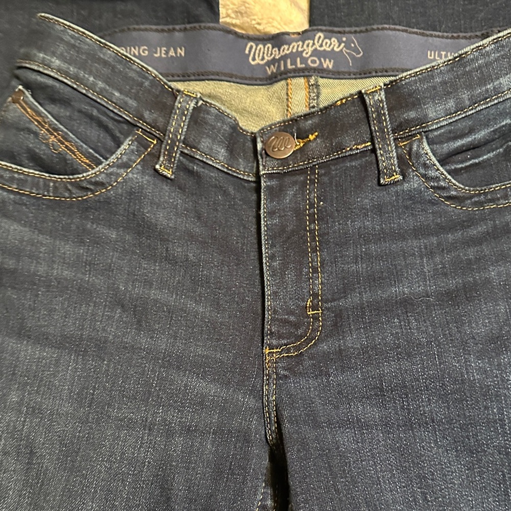 693. Wrangler Women's Boot Cut Jeans - Indigo 7x 32 - Picture 4 of 9